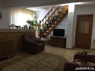 Apartament Penthouse Proprietar Bacau 700 EUR mp