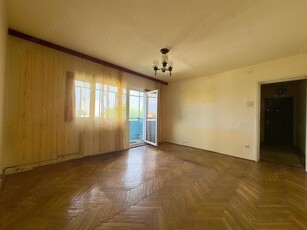 Apartament spatios cu centrala proprie, aproape de scoala generala 25.