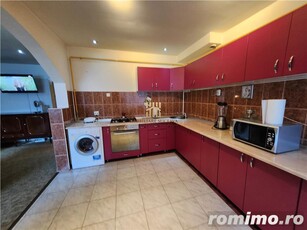 Apartament Thalida 4 camere. Campulung Moldovenesc