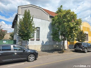 Casa 175 Mp/ Teren 370 Mp de Vanzare, Str Rodnei, Central