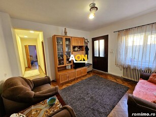 Casa 3 camere, 320 mp teren, Centru, zona Prefectura