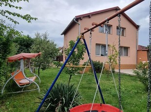 Casa cu mansarda, 8 arii zona Closca ( ID 22867)