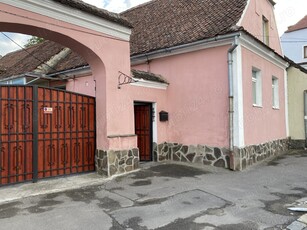 Casa de vânzare