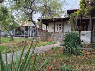 Casa de vanzare in comuna Brebu