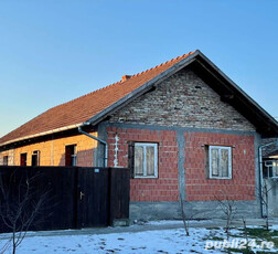 Casa de vanzare in Sanpetru Mare