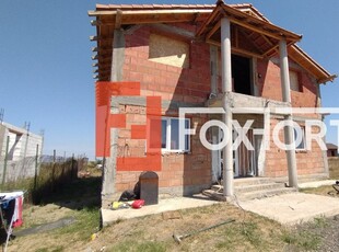 Casa individuala 4 camere, constructie la ROSU cu parter locuibil