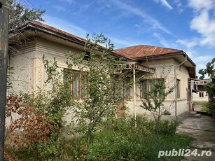 Casa si teren de vanzare, sat Cornesti, jud Dambovita