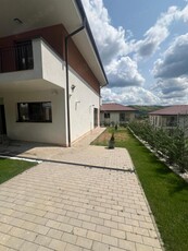 Duplex zona Cetatea Fetei