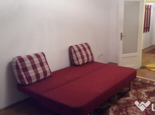 Inchiriez apartament 2 camere Decebal-Sovata