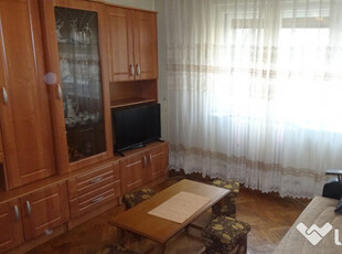 Inchiriez apartament 2 camere in Deva, zona Kogalniceanu, etaj 1,