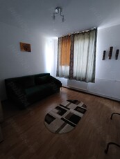 Inchiriez apartament cu 2 camere in Ploiesti zona sud