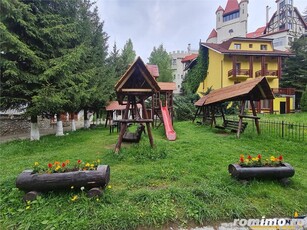 LIVE!Casa ta de vacanta, imbratisata de natura, 3 terase, parcare, Poiana Brasov.