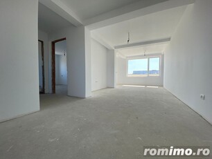 Penthouse 3 camere, decomandat, 81 mp utili, etajul 3, zona Torontal