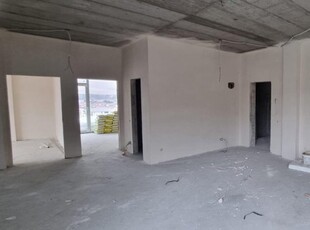 Penthouse finisat cu 3 camere, 89 mp, incalzire in pardoseala zona Terra