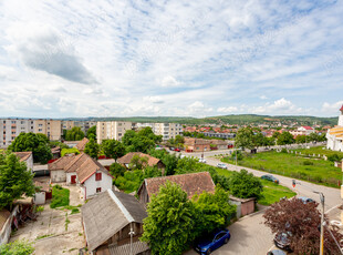 Persoană fizică, vând apartament, cartier Zorilor, Tarnaveni