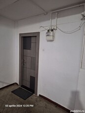 Proprietar vând apartament 4 camere