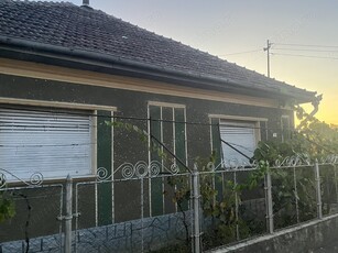 Reducere de pret!! Casa si gradina in Osorhei