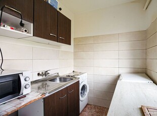 REZERVAT! Apartament cu 3 camere Vlaicu etaj 4 - Comision 0%