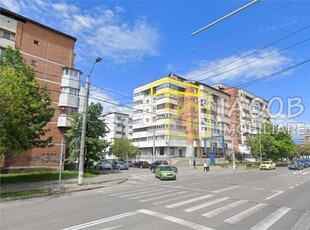 Str. Stefan cel Mare, 3 camere decomandate