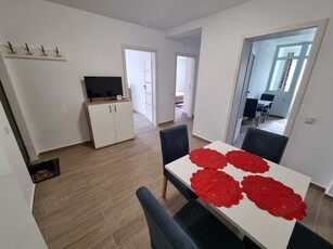 Super oferta! Apartament cu 2 camere si parcare zona Piata Floresti