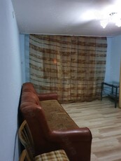 Vand Apartament 2 camere complet mobilat şi utilat, decomandat - direct proprietar