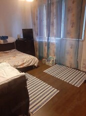 Vand apartament 3 cam.,conf.I,suprafata 69mp,Gh.Lazar