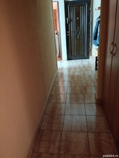 Vand apartament 3 camere