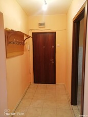 Vând apartament cu 3 camere