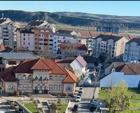 Vand apartament în Câmpia Turzii