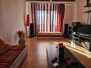 Vand apartament spatios cu 2 camere in Alfa