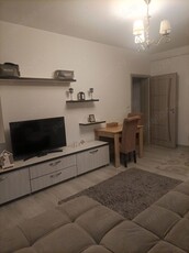 Vând apartamentcu două camere