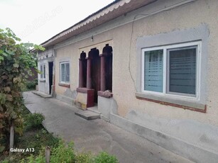 Vand casa batraneasca locuibila Gaujani, Giurgiu