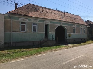 Vand casa cu anexe, curte si gradina (suprafata totala 3444 mp) in Căstău, jud. Hunedoara