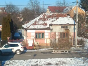 Vand casa demolabila renovabila in Satu Mare, central