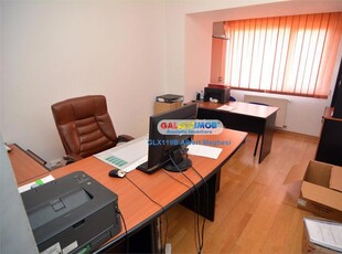 Vanzare apartament 3 camere nemobilat p-ta Alba Iulia