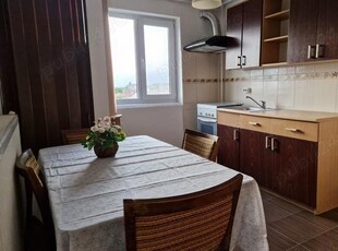 Zona Dacia-Bul. Cetății, apartament 2 camere, semidecomandat, preț 74000 euro negociabil