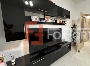 Apartament 2 camere la parter cu gradina 55 mp, zona Giroc