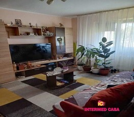 Apartament 3 camere zona Mihai Viteazu