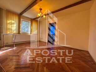 Apartament cu 2 camere, semidecomandat, etaj intemediar, Sagului