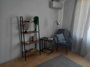 De vânzare apartament 2 camere zona Badea cartan