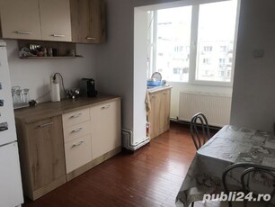 De vânzare apartament 3 camere și 2 băi calea Aradului