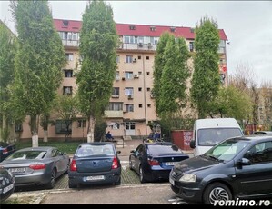 Vand garsoniera langa metrou gaze zona decenta