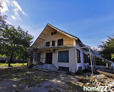 Casa zona Libertatii 500 mp teren