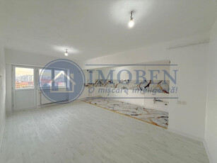 4 Camere-Doua bai-Decomandat-91mp-Renovat--Etaj intermedi...