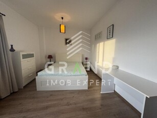 Apartament 3 camere,BALCON,Parcare,Zona Zorilor