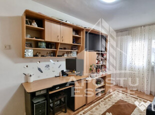 Apartament 1 camera, etaj intermediar, bloc anvelopat, zo...