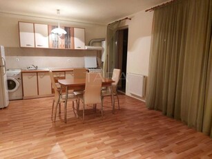 Apartament 2 camere, Floresti, central.