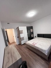 Apartament 2 camere, semidecomandat, zona Garii