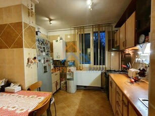 Apartament 3 camere 1 Decembrie 1918, Trapezului