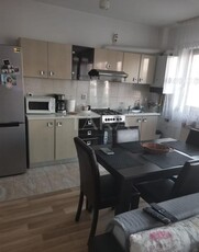 Apartament 3 camere, 58 mp, 2 balcoane, loc de parcare.